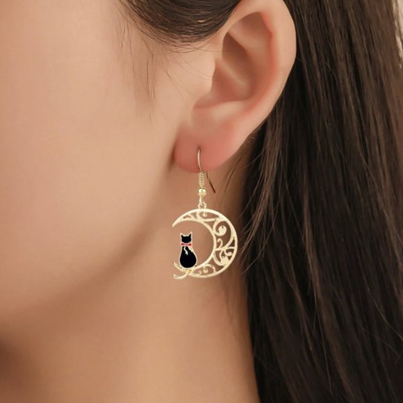 Exquisite Moon Cat Earrings - Black - Picture 7 of 10